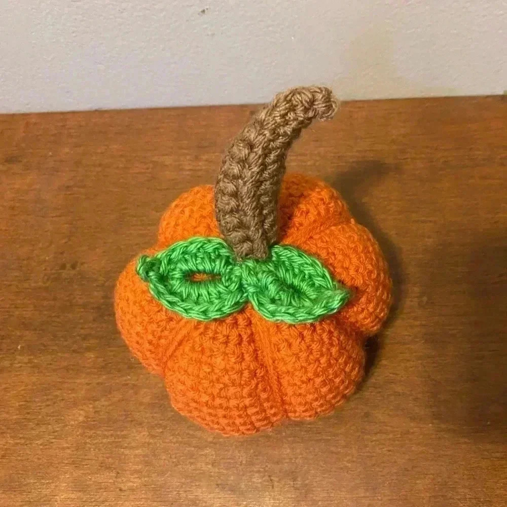 Crochet Fall Pumpkin decor - Picture 3 of 6